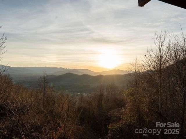 506 Rocky Acres Road, Canton, NC 28716