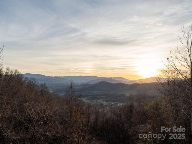 506 Rocky Acres Road, Canton, NC 28716