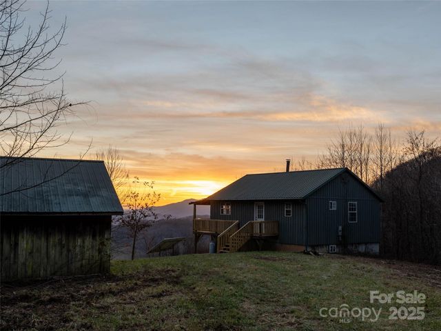 506 Rocky Acres Road, Canton, NC 28716