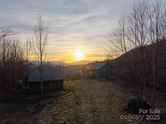 506 Rocky Acres Road, Canton, NC 28716