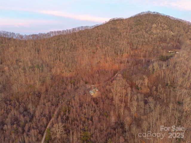 506 Rocky Acres Road, Canton, NC 28716
