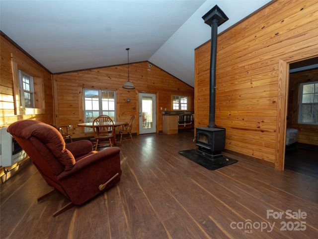 506 Rocky Acres Road, Canton, NC 28716