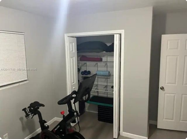910 NW 17th Ave, Fort Lauderdale, FL 33311