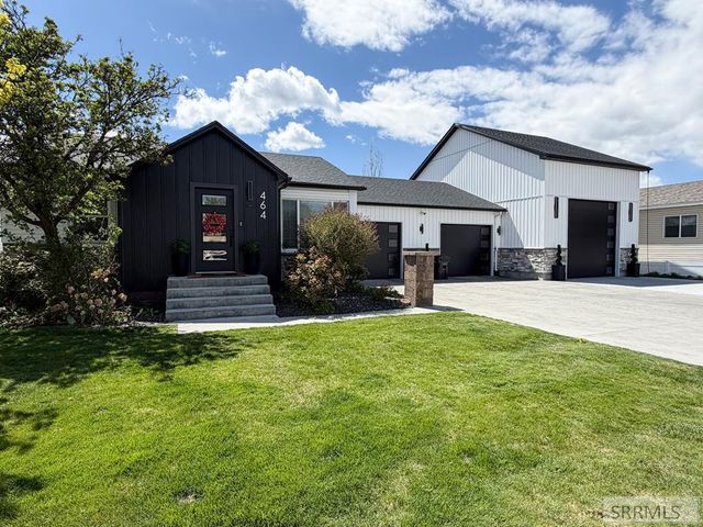 464 E 19th Street, Idaho Falls, ID 83404