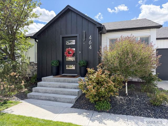 464 E 19th Street, Idaho Falls, ID 83404