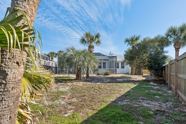 117 Nautical Way, Panama City Beach, FL 32413