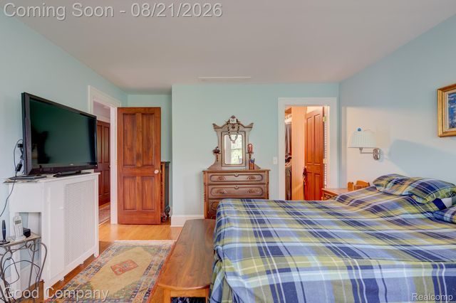 23 Hanover Road, Pleasant Ridge, MI 48069
