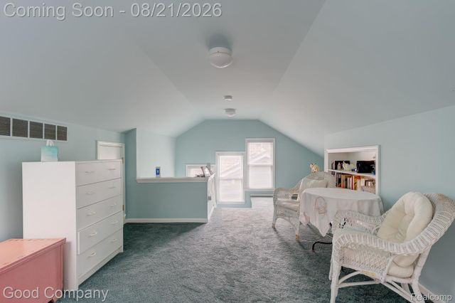 23 Hanover Road, Pleasant Ridge, MI 48069