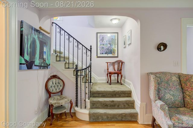 23 Hanover Road, Pleasant Ridge, MI 48069