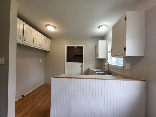 15985 Wellington Street, Taylor, MI 48180