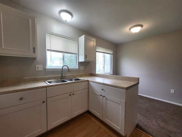15985 Wellington Street, Taylor, MI 48180
