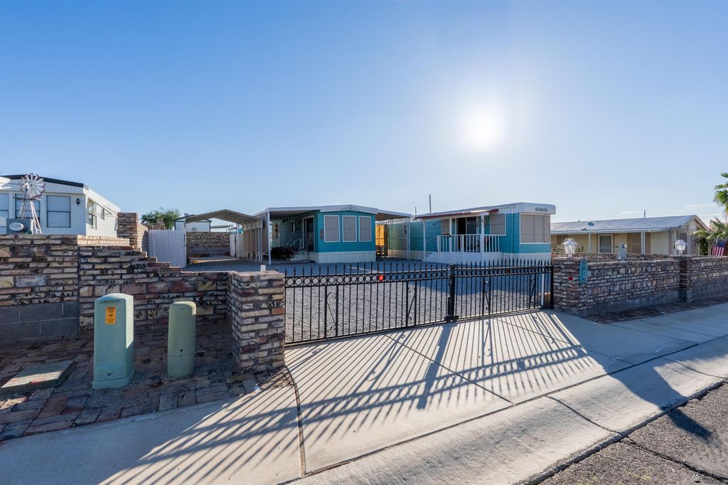 9619 E 34 St, Yuma, AZ 85365