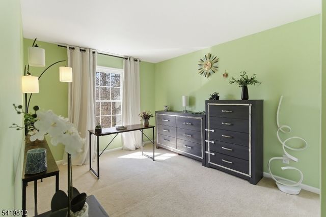 104 Hockenbury Dr, Glen Gardner Boro, NJ 08826