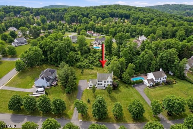 104 Hockenbury Dr, Glen Gardner Boro, NJ 08826