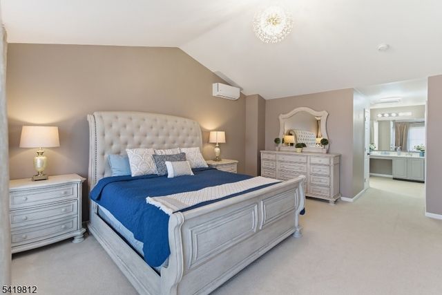 104 Hockenbury Dr, Glen Gardner Boro, NJ 08826