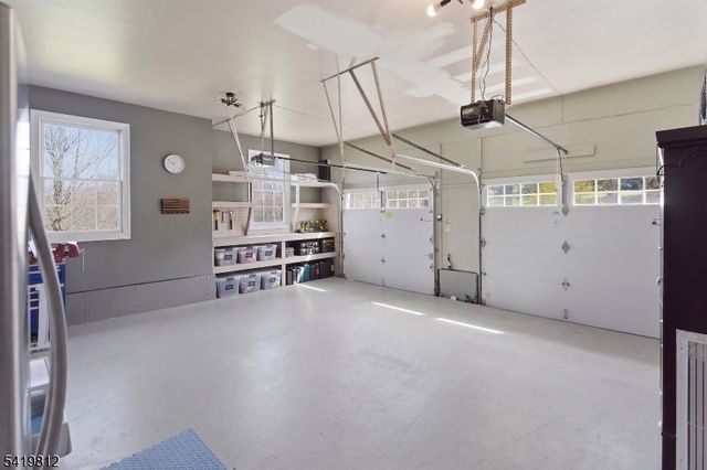 104 Hockenbury Dr, Glen Gardner Boro, NJ 08826