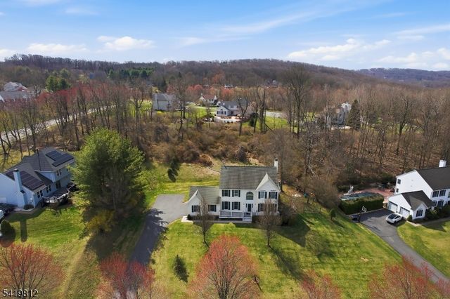 104 Hockenbury Dr, Glen Gardner Boro, NJ 08826