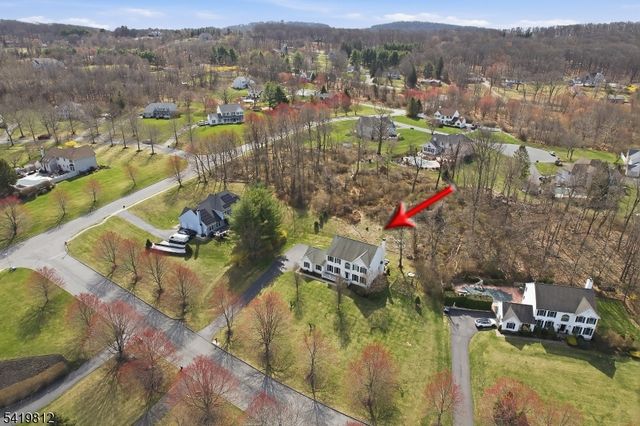 104 Hockenbury Dr, Glen Gardner Boro, NJ 08826