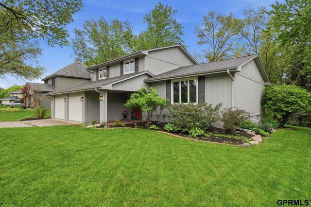 14227 Woolworth Circle, Omaha, NE 68144