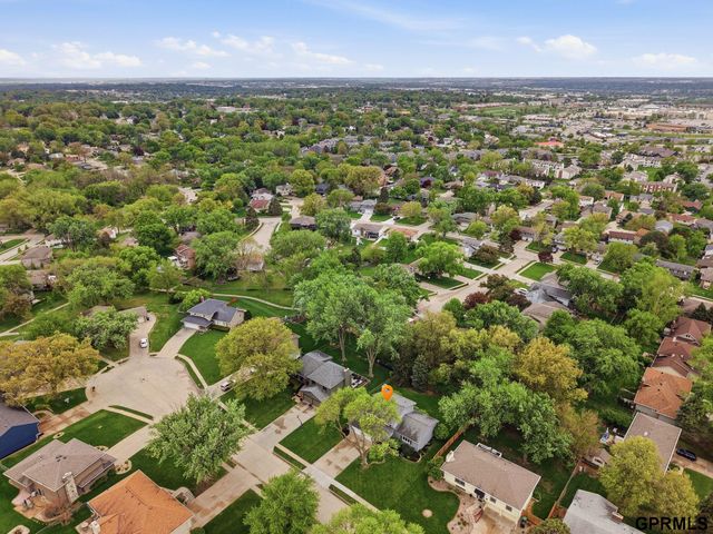 14227 Woolworth Circle, Omaha, NE 68144