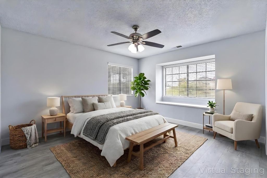 Image 16 of property listing at 2244 N Prospect Avenue, Fresno, CA 93722