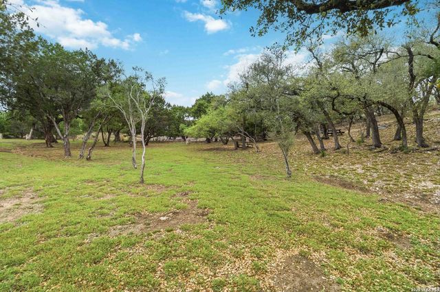 2004 BIG SPRING, Canyon Lake, TX 78133