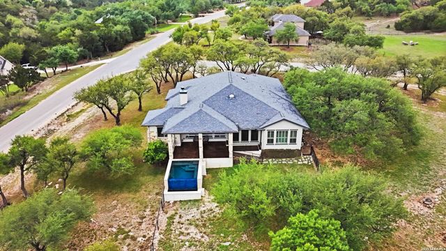 2004 BIG SPRING, Canyon Lake, TX 78133