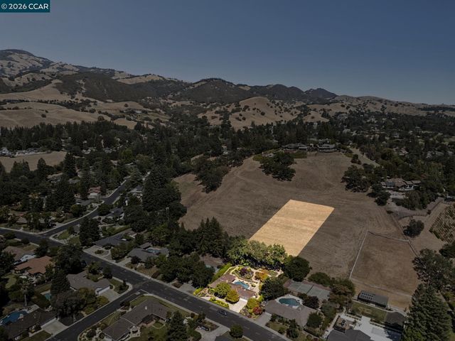 3211 Stone Valley Road, Alamo, CA 94507