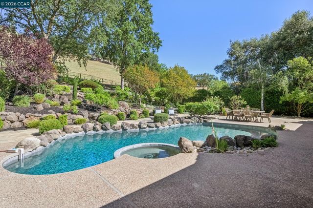 3211 Stone Valley Road, Alamo, CA 94507