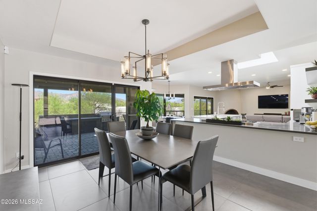 5700 N Paseo Otono, Tucson, AZ 85750