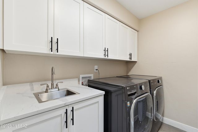 5700 N Paseo Otono, Tucson, AZ 85750