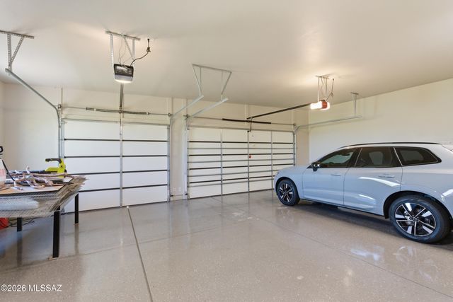 5700 N Paseo Otono, Tucson, AZ 85750