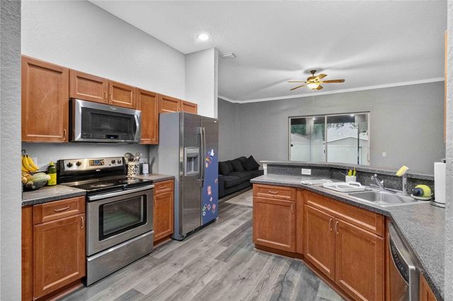 11326 LAUREL BROOK COURT, Riverview, FL 33569