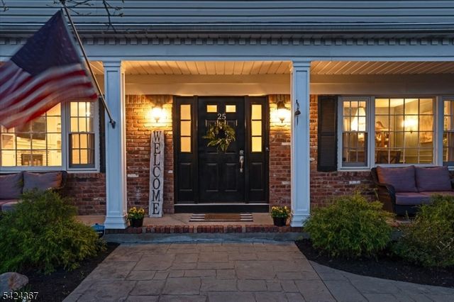 25 Jay St, Roxbury Twp., NJ 07876