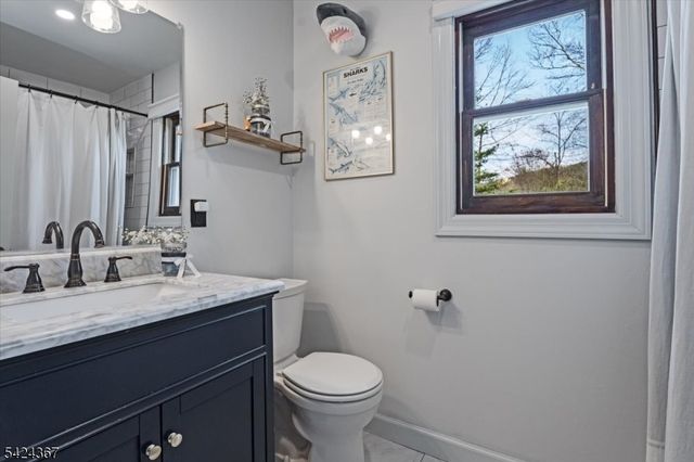 25 Jay St, Roxbury Twp., NJ 07876