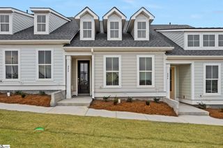 224 Lake Greenwood Boulevard, Greenwood, SC 29649