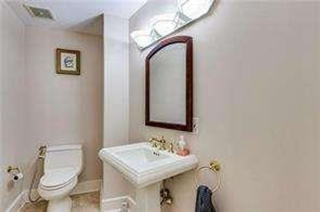 700 Park Regency Place APT 603, Atlanta, GA 30326