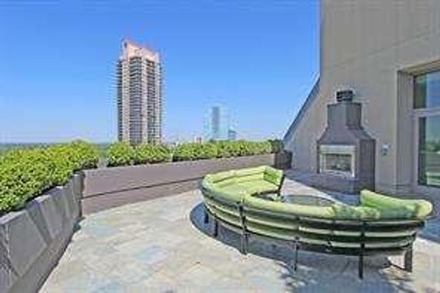 700 Park Regency Place APT 603, Atlanta, GA 30326