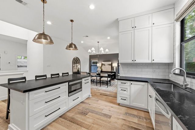 51 Sky Terrace Place, The Woodlands, TX 77381