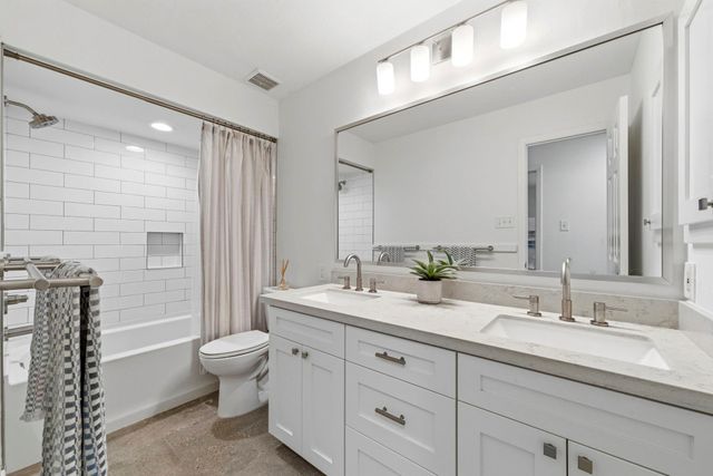 51 Sky Terrace Place, The Woodlands, TX 77381