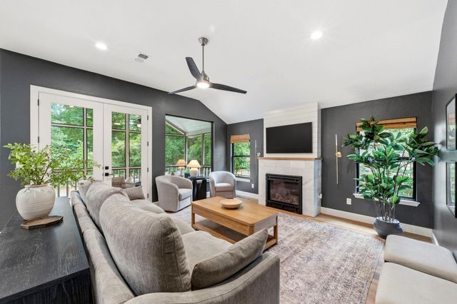51 Sky Terrace Place, The Woodlands, TX 77381