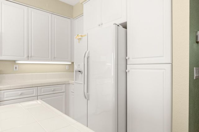 339 Coventry Cir, Folsom, CA 95630