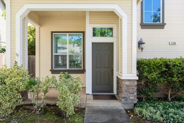 339 Coventry Cir, Folsom, CA 95630