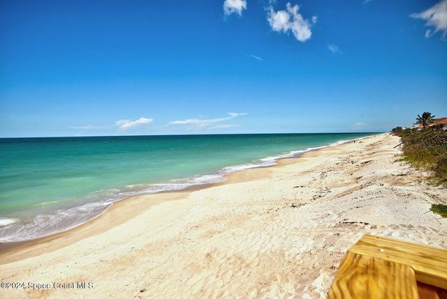 130 Warsteiner Way 204, Melbourne Beach, FL 32951
