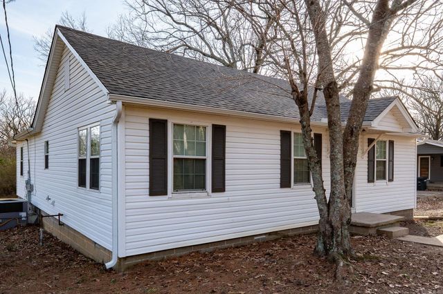 922 W Kiehl Avenue, Sherwood, AR 72120