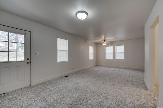 922 W Kiehl Avenue, Sherwood, AR 72120