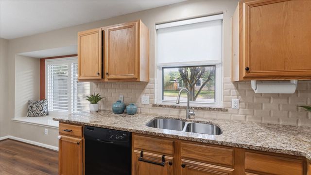 1419 Lamplight Trail Drive, Katy, TX 77450