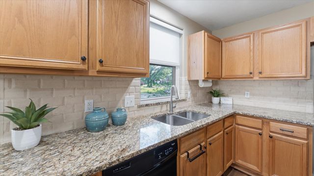 1419 Lamplight Trail Drive, Katy, TX 77450