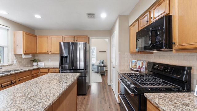 1419 Lamplight Trail Drive, Katy, TX 77450