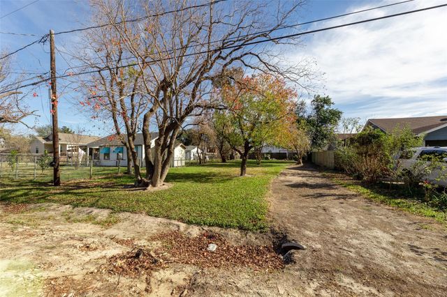 6222 Kirkwood Street, Houston, TX 77022